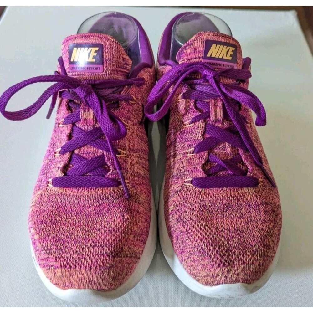 Nike LunarEpic Low Flyknit Women's US Size 7.5 Bright Grape Run Easy 843765-500